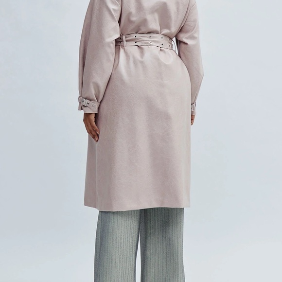 Faux leather blush pink trench coat - Picture 4 of 4